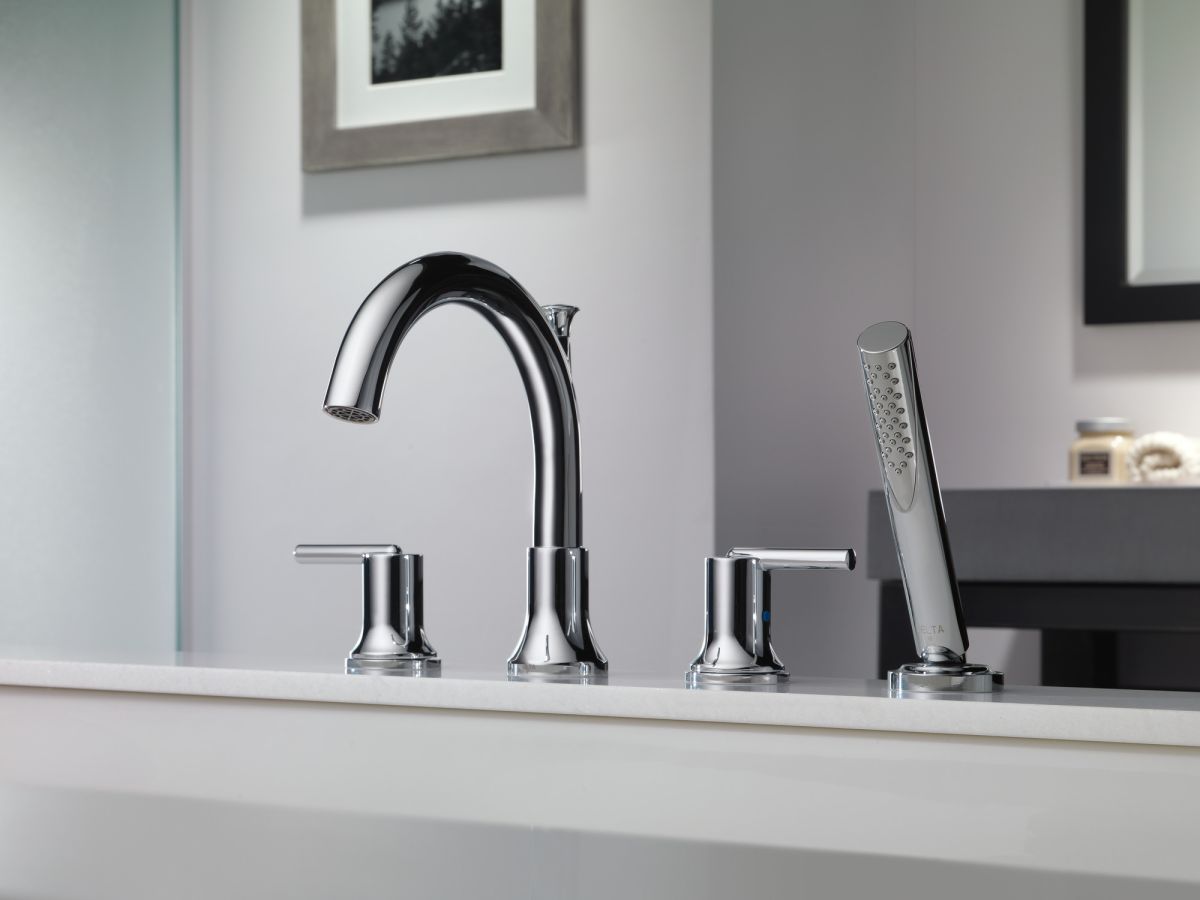 DELTA Trinsic Roman Tub with Hand Shower Trim — Chrome