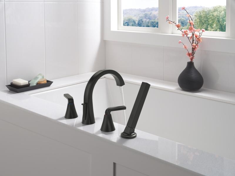DELTA Lineax Roman Tub Trim with Hand Shower — Matte Black