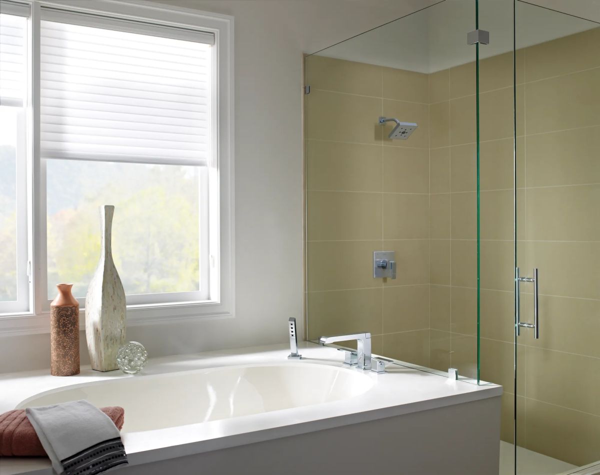 DELTA Ara Monitor 14 Series H2OKINETIC Shower Trim — Chrome