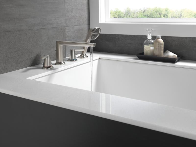 DELTA Galeon 4-Hole Roman Tub Trim with Hand Shower — Lumicoat® Stainless