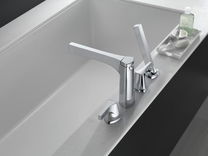 DELTA Zura Roman Tub with Hand Shower Trim — Chrome