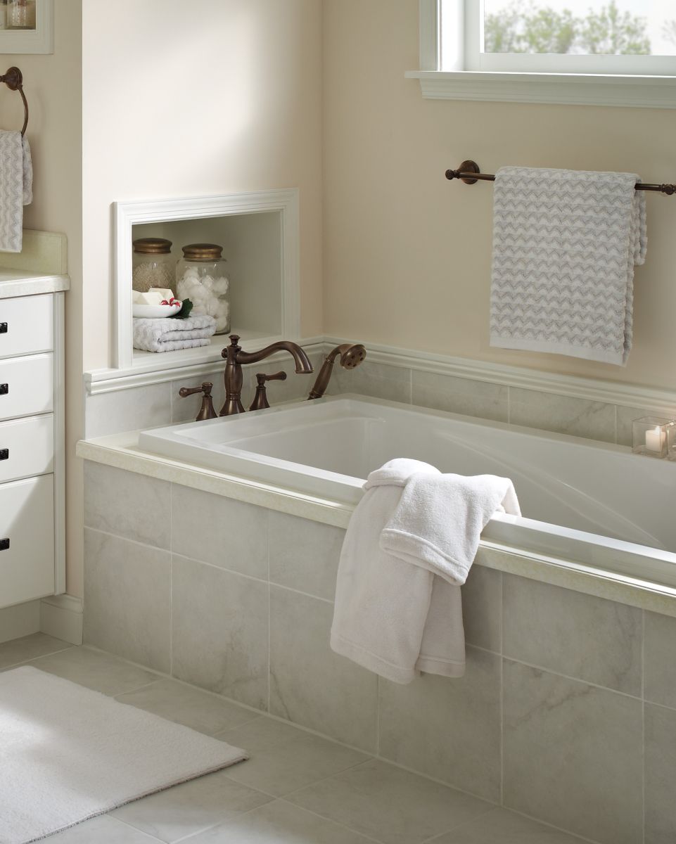 DELTA Cassidy 24" Towel Bar — Venetian Bronze