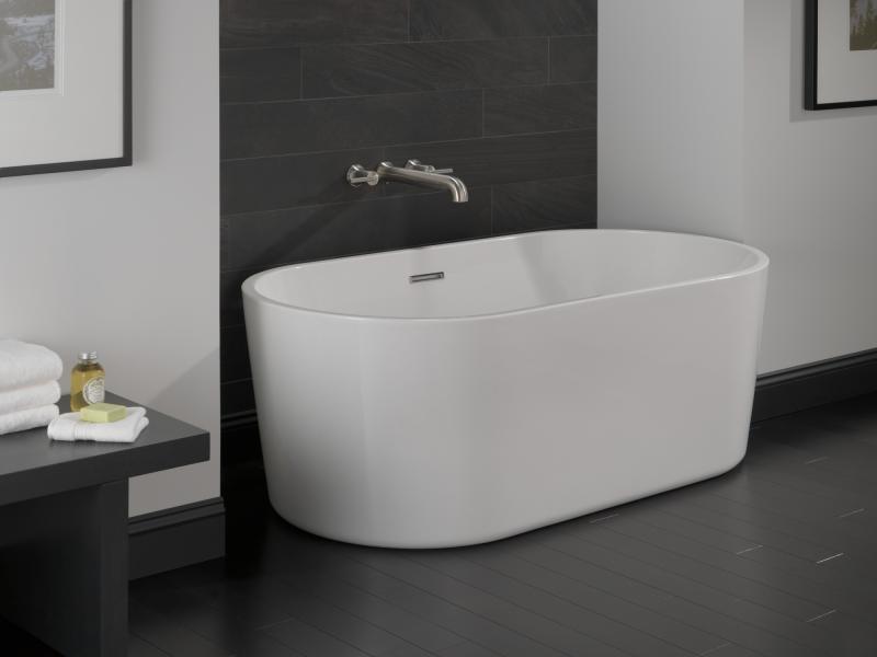 DELTA Trinsic Wall Mounted Tub Filler — Stainless