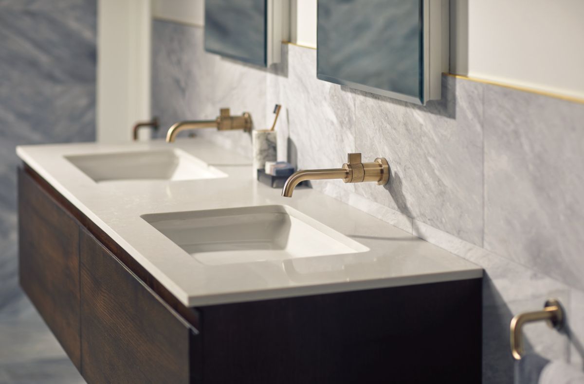 BRIZO Litze 8" Towel Bar — Luxe Gold