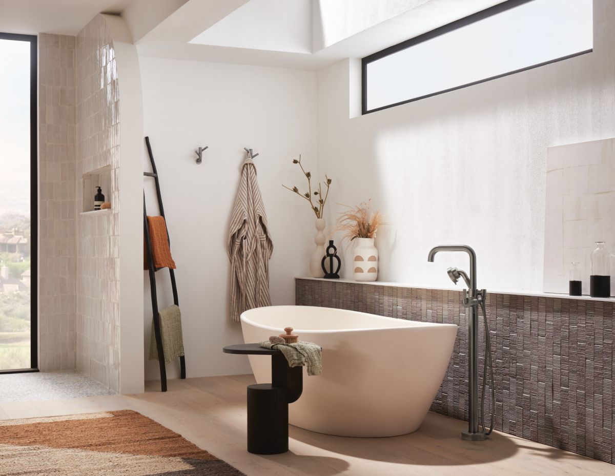 BRIZO Litze Rotating Double Robe Hook With Knurling — Luxe Steel
