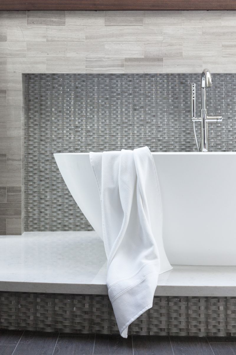 BRIZO Odin Single-Handle Freestanding Tub Filler — Chrome