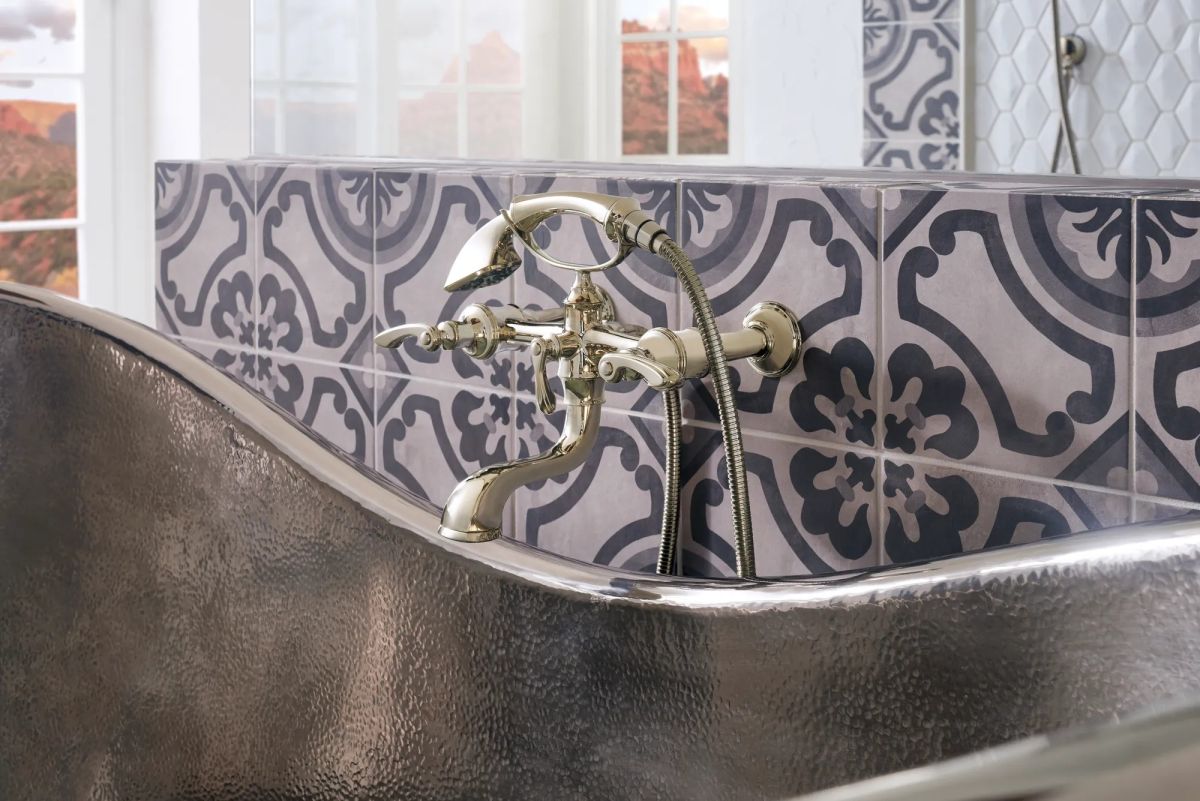 BRIZO Traditional Two-Handle Freestanding Tub Filler Body Assembly Trim - Less Handles — Polished Nickel