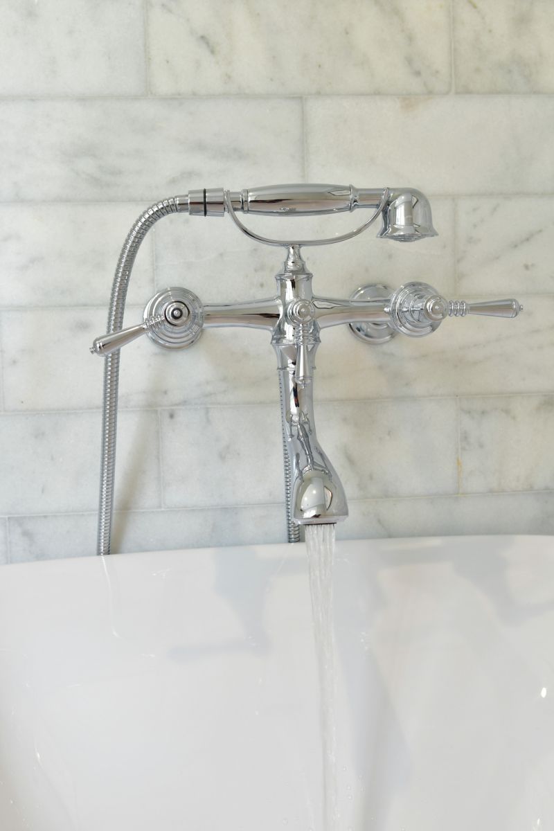 BRIZO Traditional Two-Handle Freestanding Tub Filler Body Assembly Trim - Less Handles — Chrome